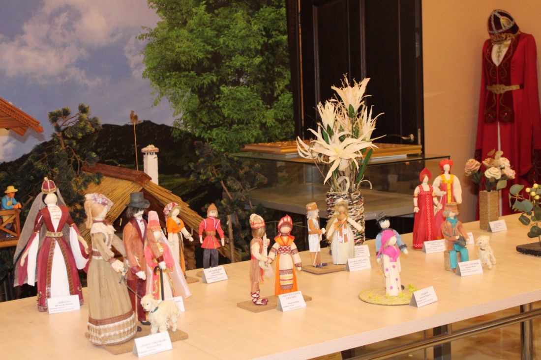 Выставска КБРОО "Валеологический клуб "Анна" 